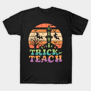 Trick Or Teach, Groovy Teacher Halloween Vintage 70's Hippie Sunset, Castle, Bats,  Principal, School Staff T-Shirt